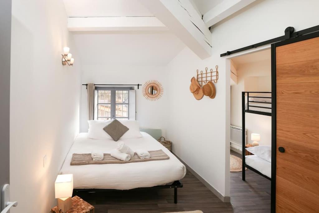 Apartamento N3 Des Etudes Duplex Hypercentre Wifi Conciergeriedamecarcas Carcasona Exterior foto