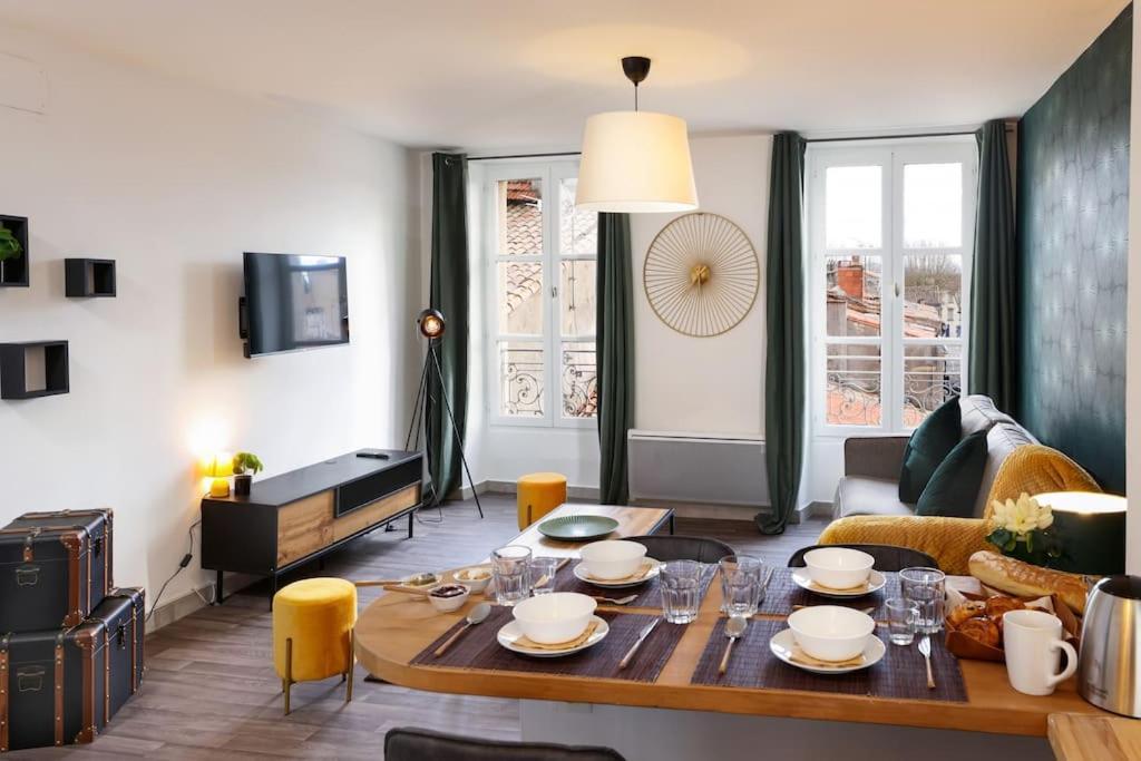 Apartamento N3 Des Etudes Duplex Hypercentre Wifi Conciergeriedamecarcas Carcasona Exterior foto