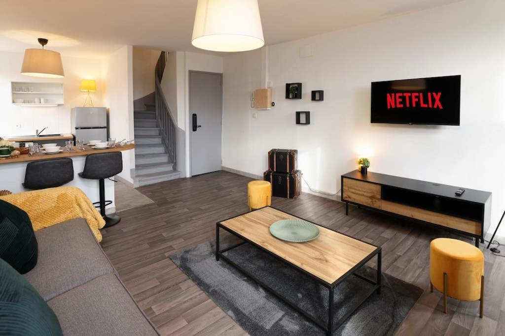 Apartamento N3 Des Etudes Duplex Hypercentre Wifi Conciergeriedamecarcas Carcasona Exterior foto